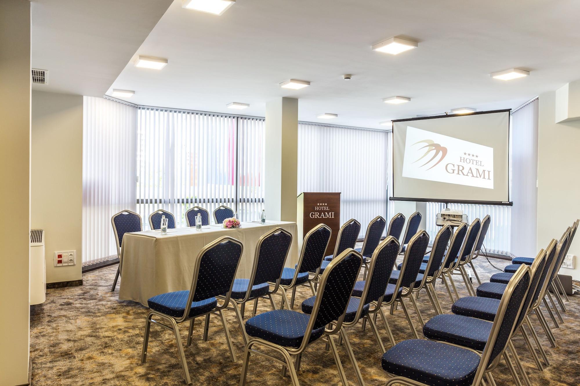 Grami Hotel Sofia Luaran gambar
